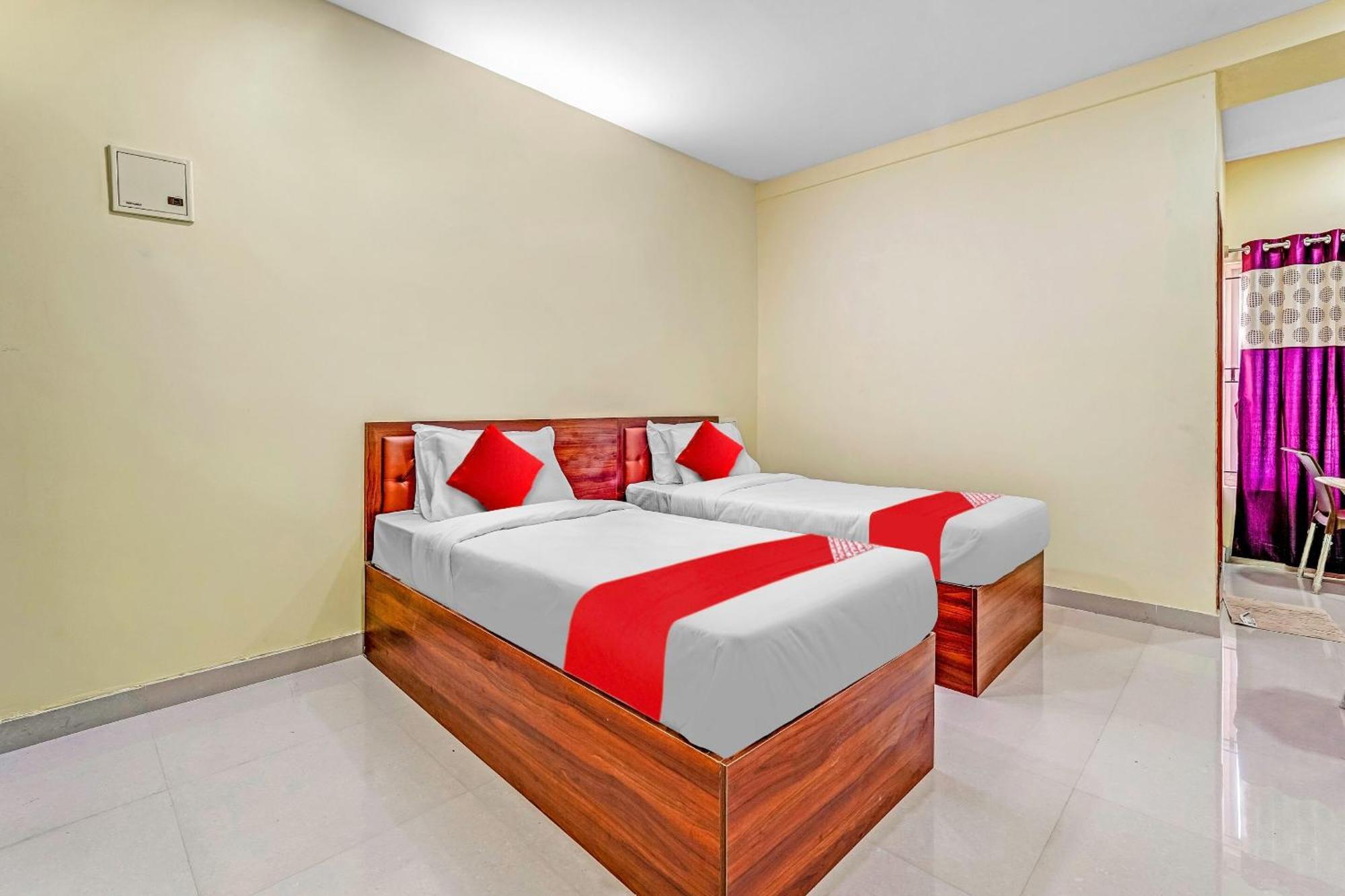 Oyo Flagship Hotel Ayodhya Bangalore Luaran gambar